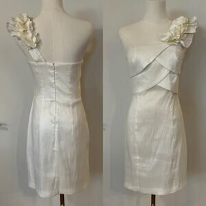 Romeo & Juliet Couture Medium 3D Flower One-Shoulder Faux-Wrap Party Mini Dress